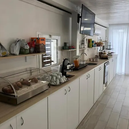Vista Beb Mare Alojamento de Acomodação e Pequeno-almoço Manfredónia